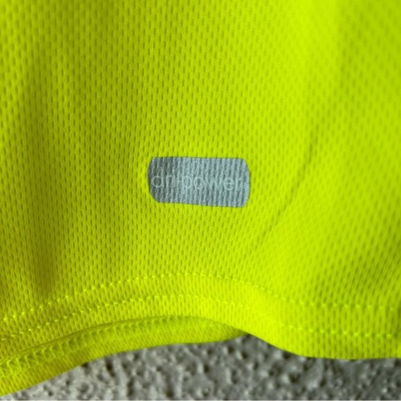 Russell Athletic Dri-Power Sports men’s T-Shirt Gray and Neon Yellow XL - Picture 3 of 6